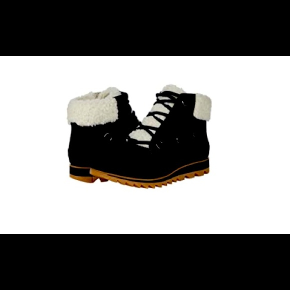 Sorel Harlow Lace Cozy black boots